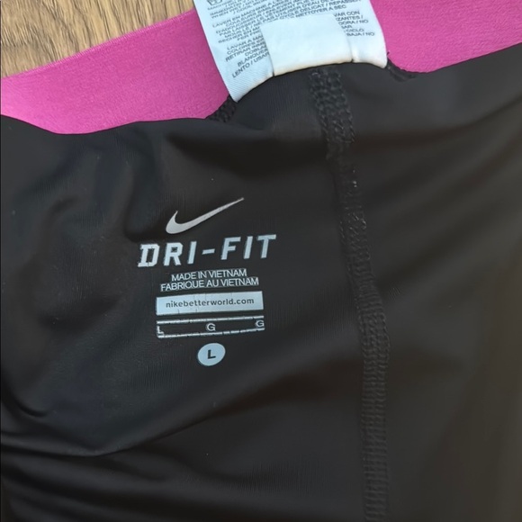 Nike Dri-Fit Women's Multicolor Athletic Shorts - Picture 6 of 7